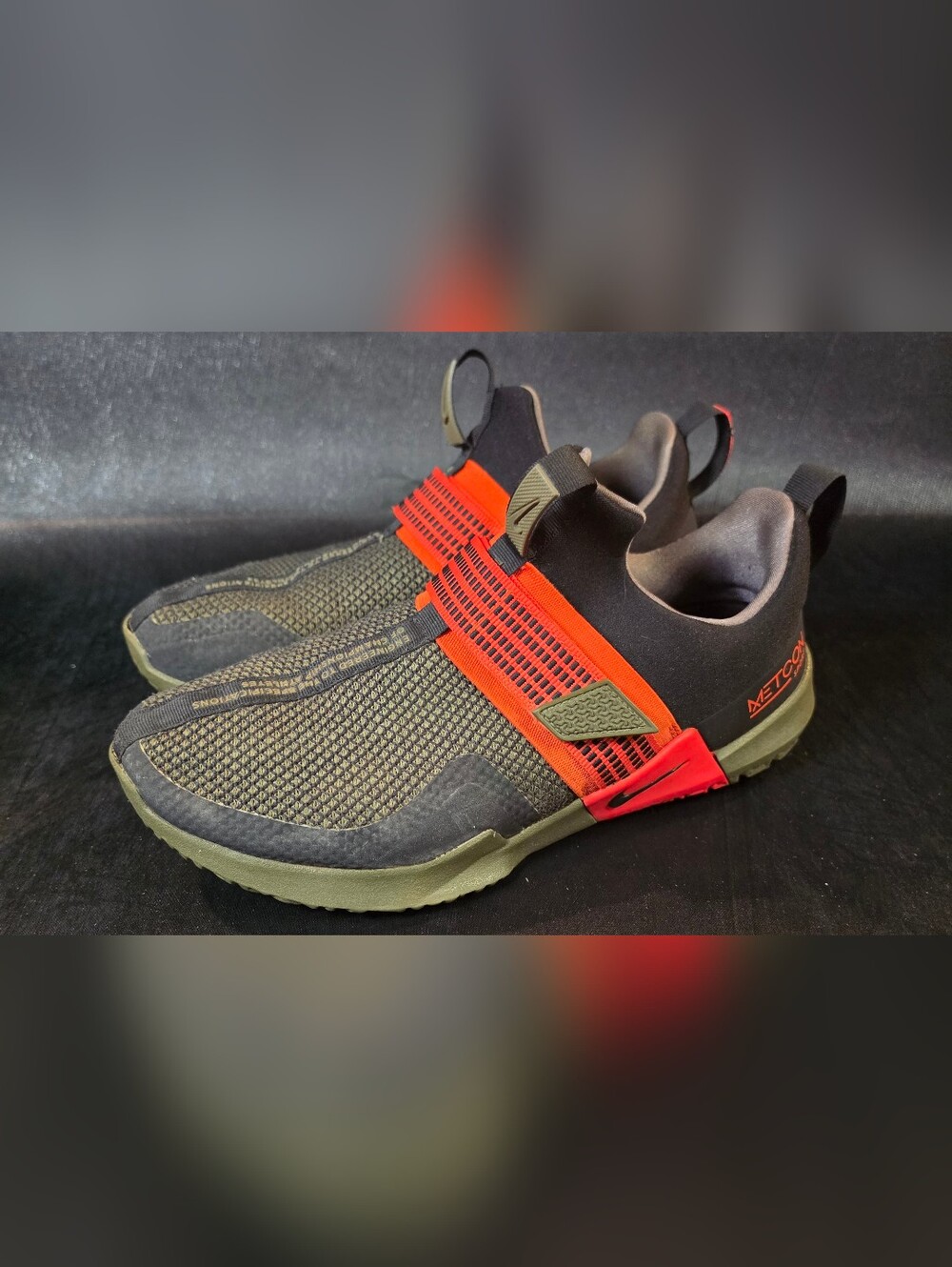 Nike Training Shoes AQ7489-009 Mens 9.5 Olive Red Strap Cross Trainer Gym